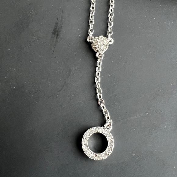 Elegant D’orlan Silver Necklace with Crystal Accents - Picture 4 of 8